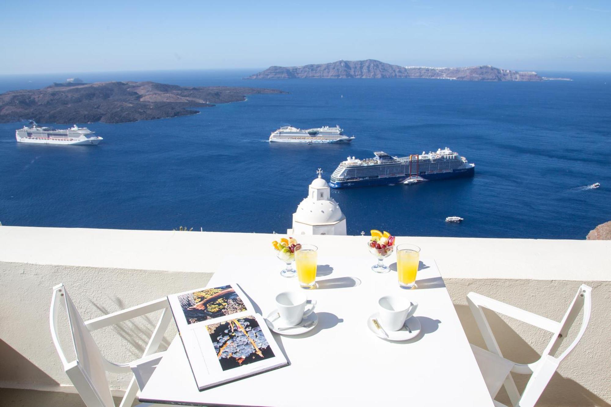 Pantelia Suites Fíra Kültér fotó