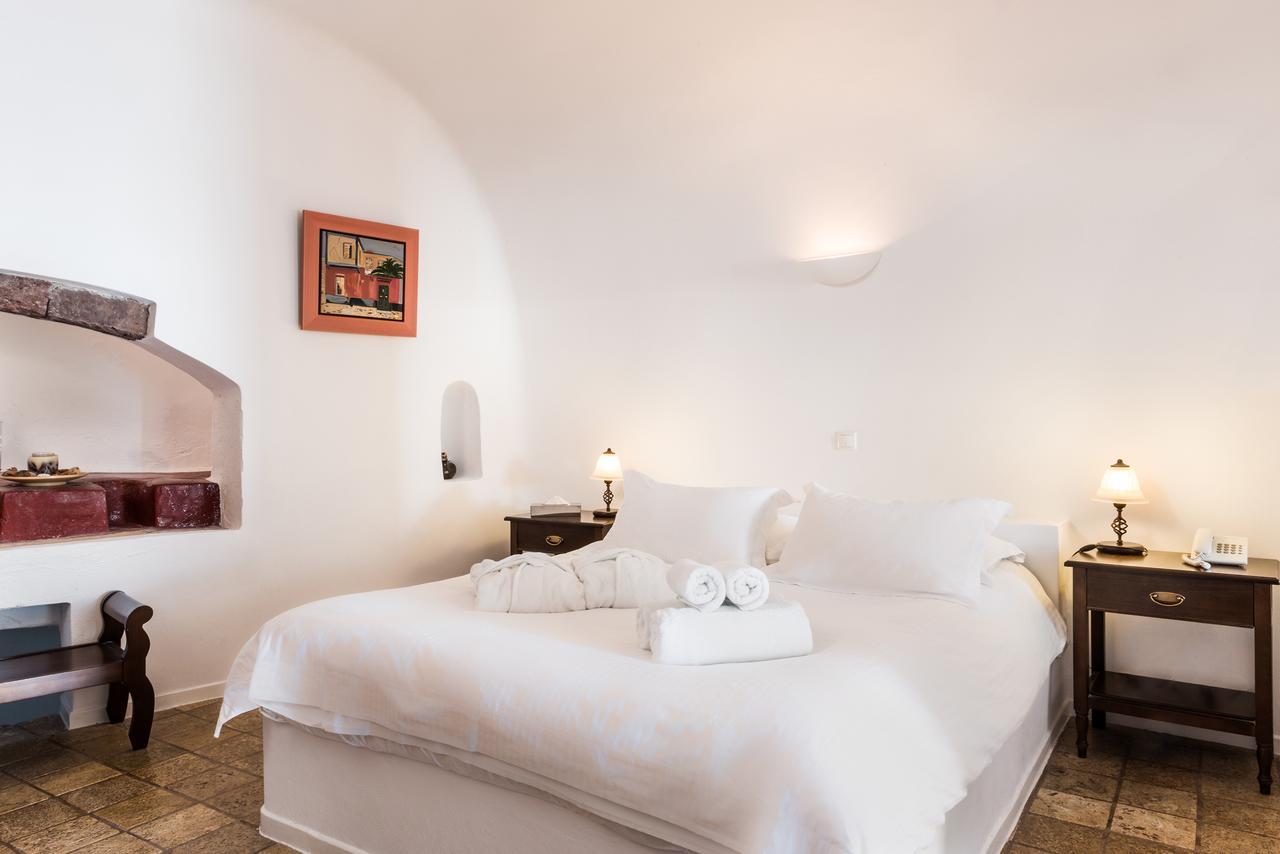 Pantelia Suites Fíra Kültér fotó